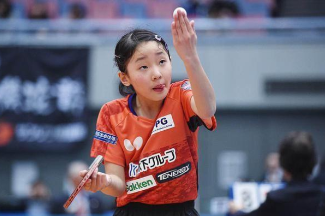 控中扮演了 控中扮演了