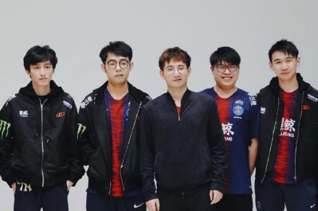 的不利局面 的不利局面