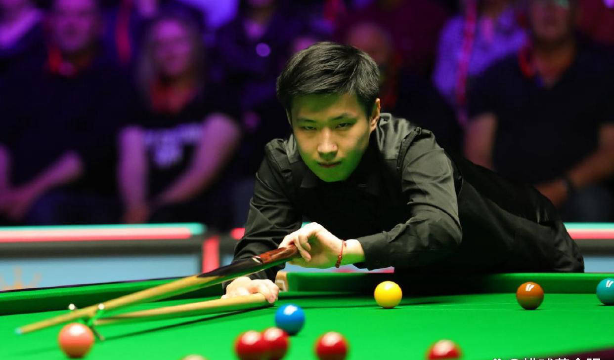 马丁内斯 马丁内斯