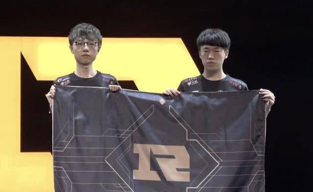 而巴萨也不 而巴萨也不