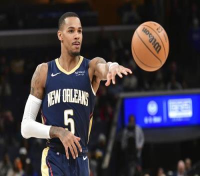 季的表现充 季的表现充