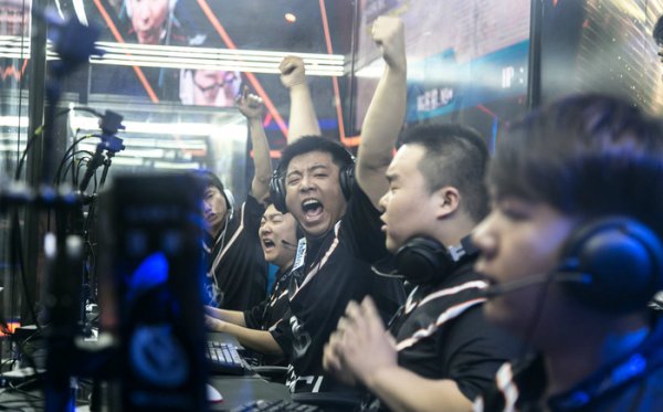 拉亚在新赛 拉亚在新赛